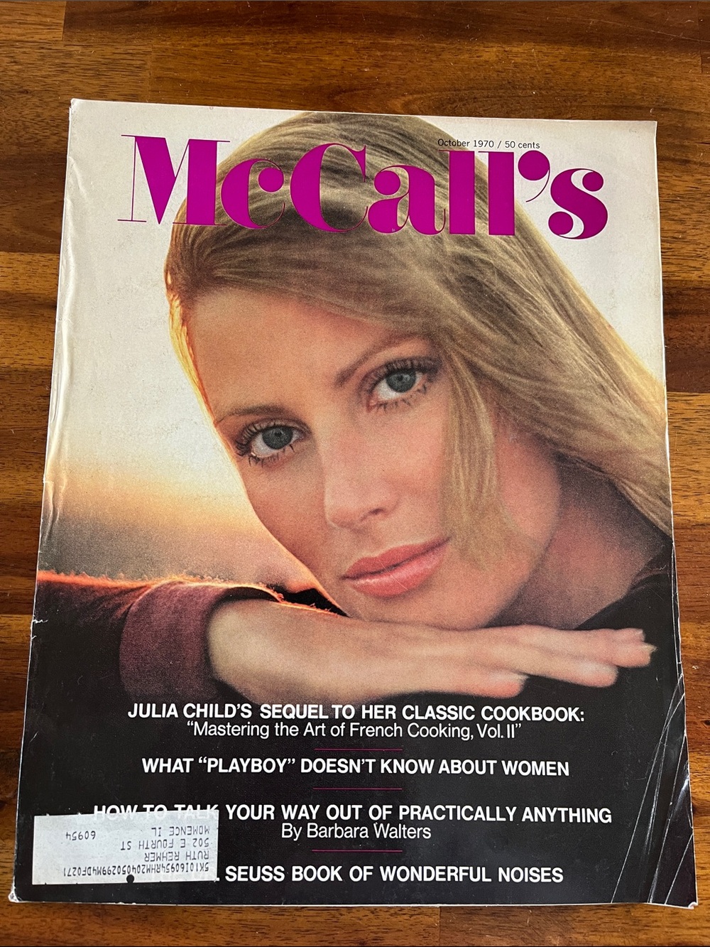 McCall’s Oct 1970 Vtg Magazine Fashion Cosmetic Fashion + Ads MCM Decor +